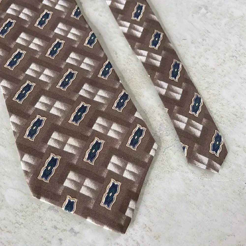 Henry Grethal Neck Tie New!